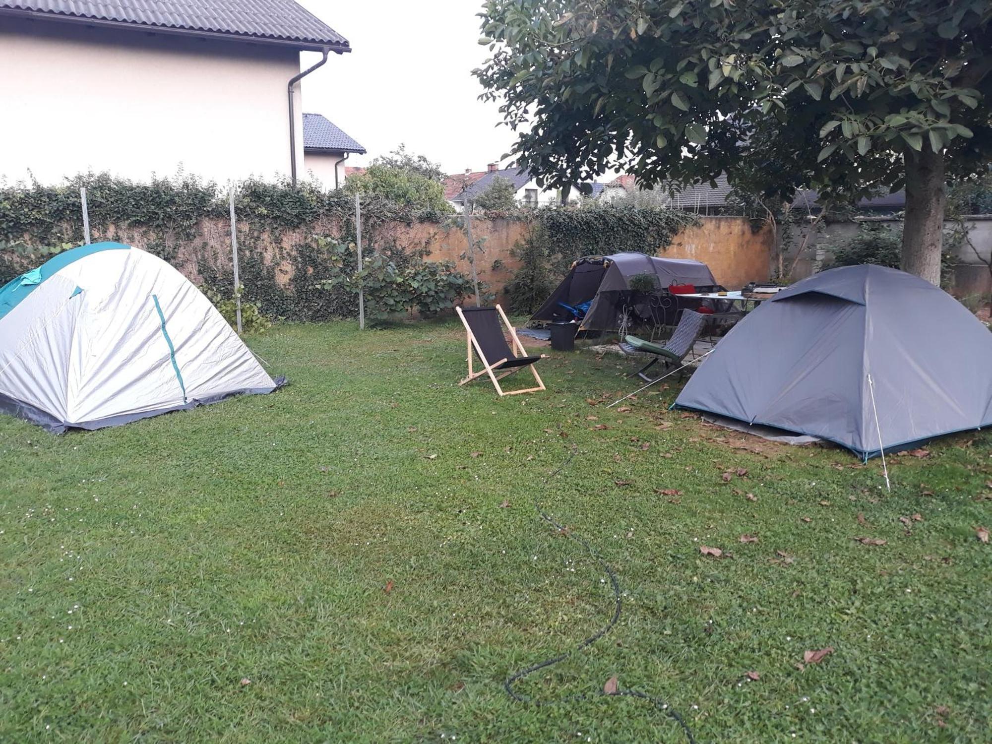 Indian Tent Tipi In Shared Lot And Shared Bathroom Mrse Eksteriør bilde
