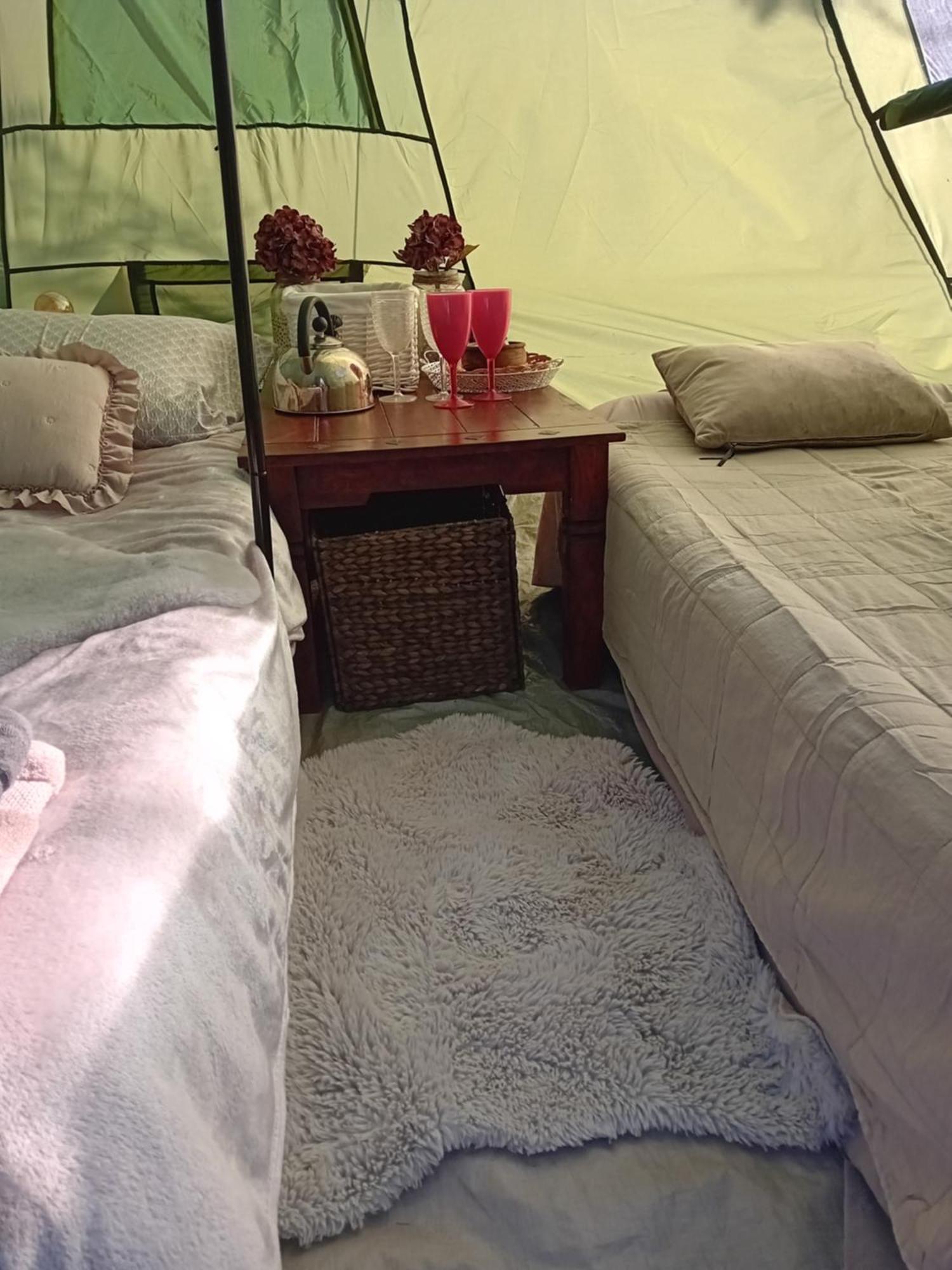 Indian Tent Tipi In Shared Lot And Shared Bathroom Mrse Eksteriør bilde