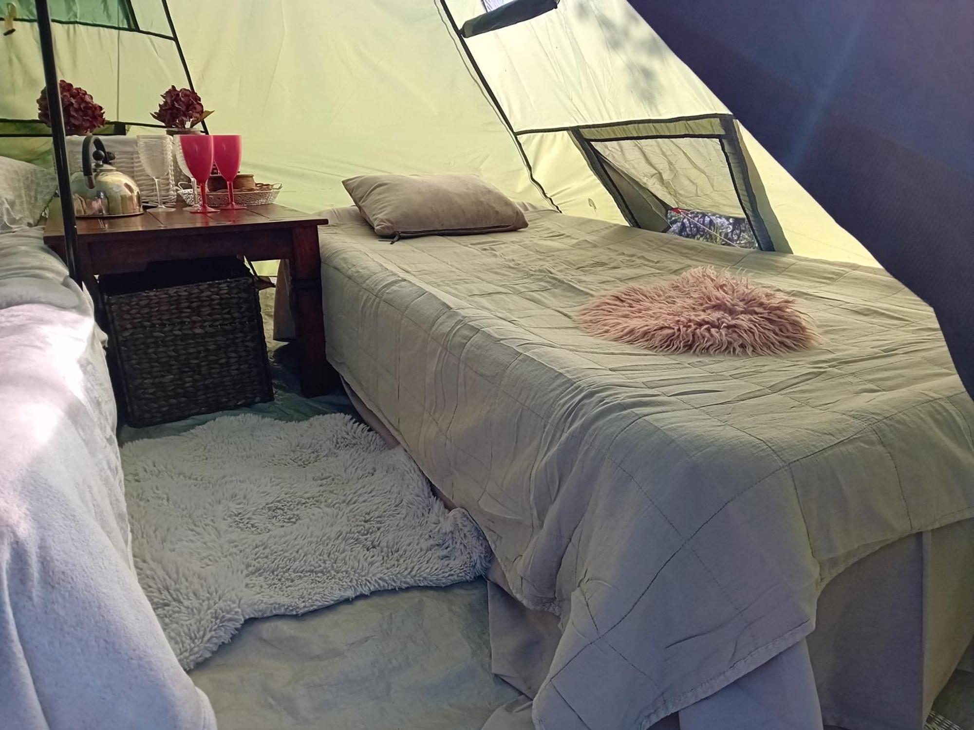 Indian Tent Tipi In Shared Lot And Shared Bathroom Mrse Eksteriør bilde