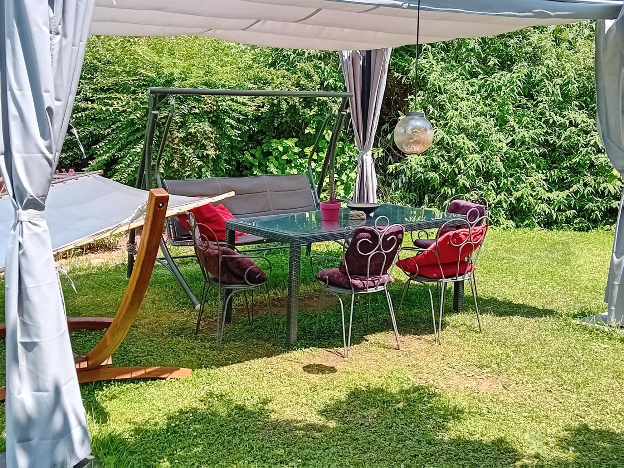 Indian Tent Tipi In Shared Lot And Shared Bathroom Mrse Eksteriør bilde
